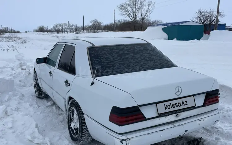 Mercedes-Benz E 230 1992 годаfor1 300 000 тг. в Костанай