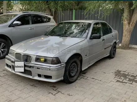 BMW 328 1991 года за 1 000 000 тг. в Уральск – фото 3