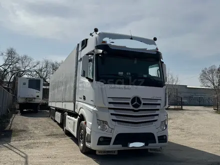 Mercedes-Benz  Actros 2018 года за 32 800 000 тг. в Алматы – фото 9
