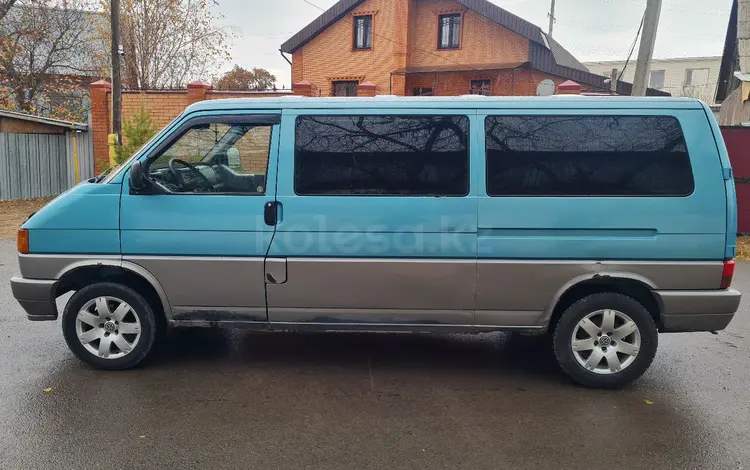 Volkswagen Caravelle 1994 года за 2 800 000 тг. в Караганда