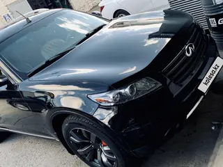 Infiniti FX35