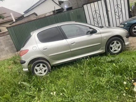 Peugeot 206 2006 годаүшін1 800 000 тг. в Алматы