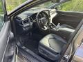 Toyota Camry 2021 года за 11 200 000 тг. в Алматы – фото 7