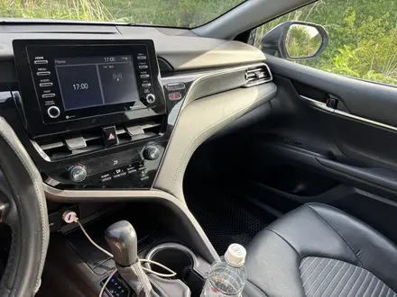 Toyota Camry 2021 года за 11 200 000 тг. в Алматы – фото 9