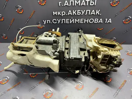 Отопитель (печка) в сборе L для Toyota Prado 95/Surf 185 за 180 000 тг. в Алматы