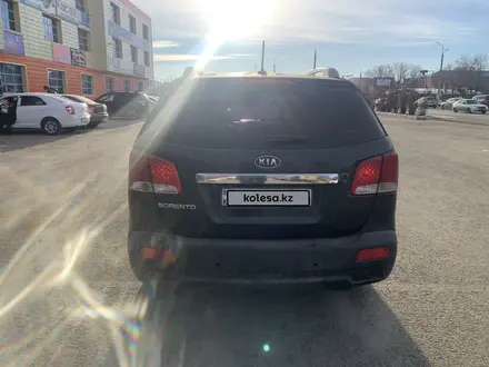 Kia Sorento 2012 года за 7 600 000 тг. в Актобе – фото 3