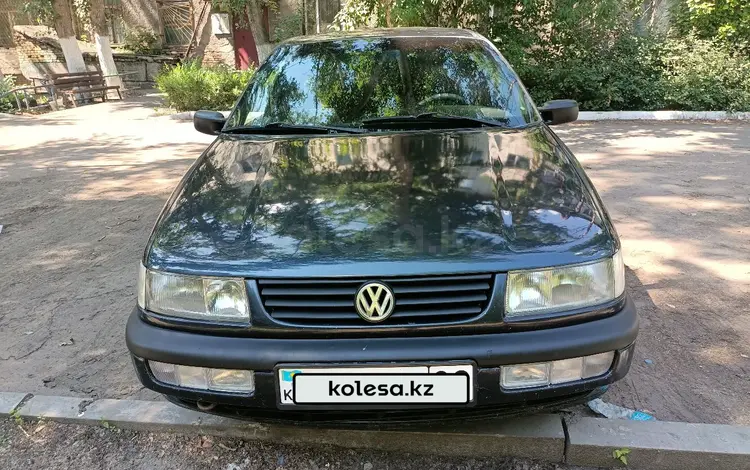 Volkswagen Passat 1994 года за 1 700 000 тг. в Караганда