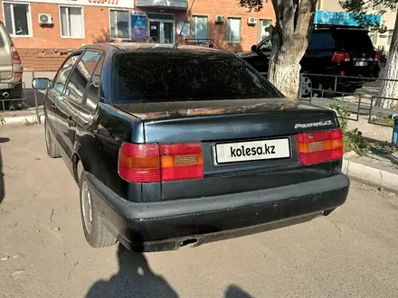 Volkswagen Passat 1994 года за 1 700 000 тг. в Караганда – фото 5