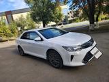 Toyota Camry 2014 годаүшін8 800 000 тг. в Уральск – фото 2