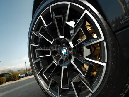 BMW M5 2025 года за 92 000 000 тг. в Алматы – фото 6