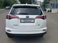 Toyota RAV4 2017 годаүшін10 900 000 тг. в Алматы – фото 2