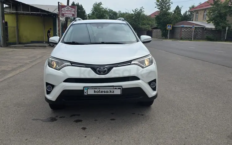 Toyota RAV4 2017 годаүшін10 900 000 тг. в Алматы