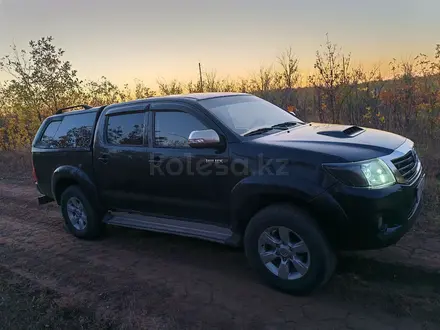 Toyota Hilux 2012 года за 9 500 000 тг. в Уральск – фото 3