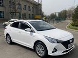 Hyundai Accent 2022 года за 8 500 000 тг. в Алматы – фото 2