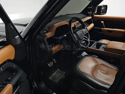Land Rover Defender OCTA 2023 года за 35 000 000 тг. в Алматы – фото 9