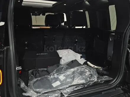 Land Rover Defender OCTA 2023 года за 35 000 000 тг. в Алматы – фото 7