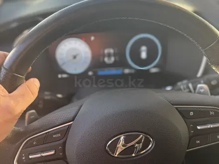 Hyundai Santa Fe 2023 года за 16 800 000 тг. в Караганда – фото 11