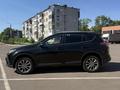 Toyota RAV4 2018 года за 10 800 000 тг. в Петропавловск – фото 3