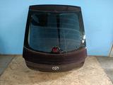 Крышка багажника на Toyota Avensis 2003-2009 хечбек за 50 000 тг. в Алматы – фото 5