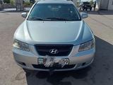 Hyundai Sonata 2006 годаүшін3 500 000 тг. в Караганда – фото 2