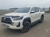 Toyota Hilux 2023 года за 26 500 000 тг. в Алматы