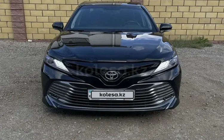 Toyota Camry 2019 годаfor15 000 000 тг. в Шымкент