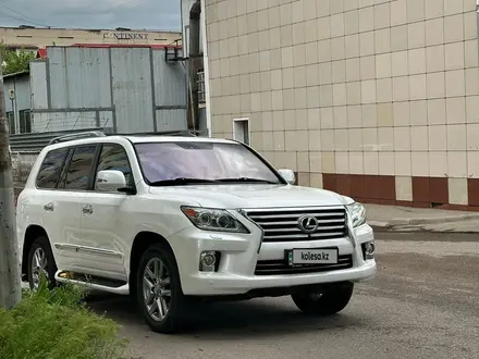 Lexus LX 570 2012 годаүшін30 999 999 тг. в Алматы