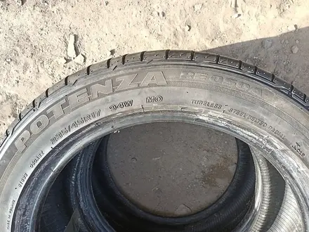 Шины 235/45 R17 — "Bridgestone Potenza RE050A" (Польша), летние за 60 000 тг. в Астана – фото 6
