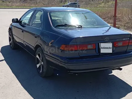 Toyota Camry 1997 года за 2 500 000 тг. в Усть-Каменогорск – фото 3