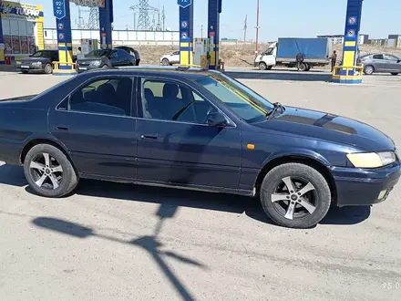 Toyota Camry 1997 года за 2 500 000 тг. в Усть-Каменогорск – фото 4