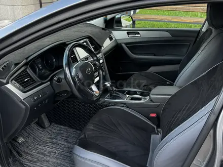 Hyundai Sonata 2017 года за 8 000 000 тг. в Усть-Каменогорск – фото 9