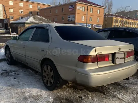 Toyota Camry 2000 года за 2 450 000 тг. в Астана – фото 7