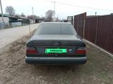 Mercedes-Benz E 220 1991 года за 1 300 000 тг. в Алматы – фото 2