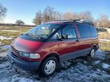 Toyota Previa 1993 годаfor2 800 000 тг. в Мерке