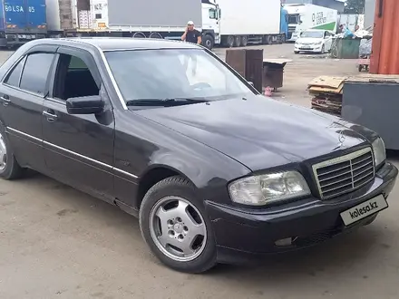 Mercedes-Benz C 280 1995 года за 1 850 000 тг. в Алматы