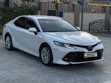 Toyota Camry 2020 года за 13 300 000 тг. в Актау – фото 3