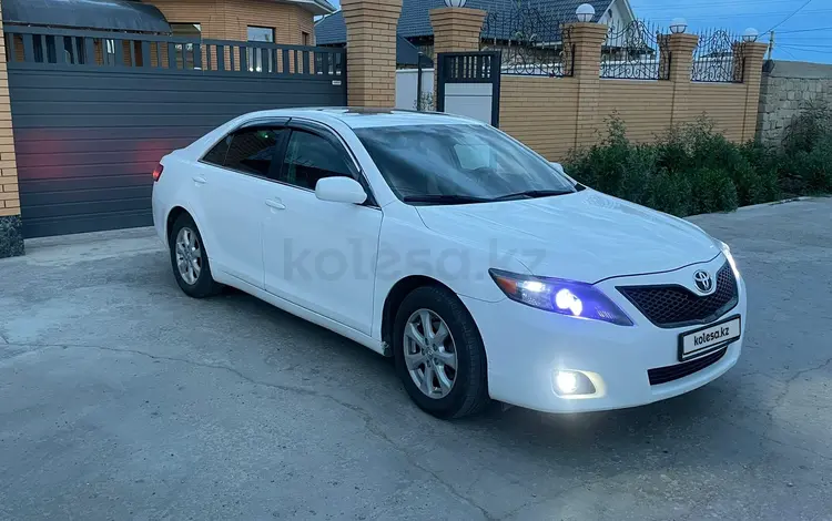 Toyota Camry 2010 года за 7 500 000 тг. в Атырау