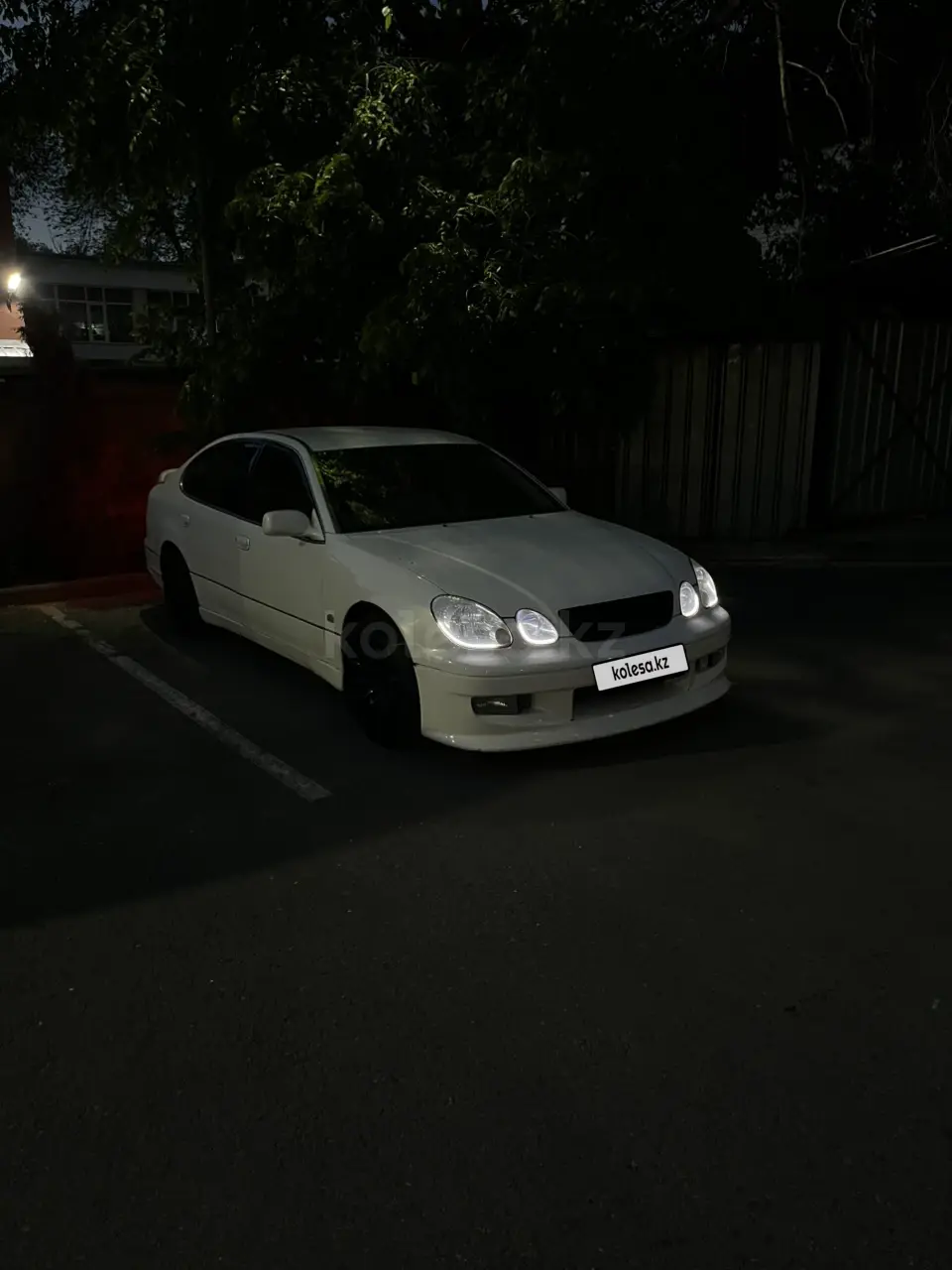 Toyota Aristo, 1998