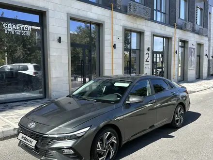 Hyundai Elantra 2024 года за 8 700 000 тг. в Тараз – фото 2