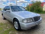 Mercedes-Benz C 200 1997 годаүшін2 950 000 тг. в Костанай – фото 2