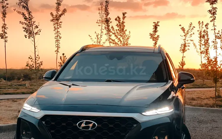 Hyundai Santa Fe 2019 года за 14 000 000 тг. в Шымкент