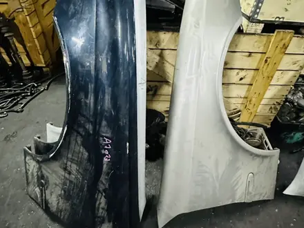 W211 крыло за 30 000 тг. в Алматы