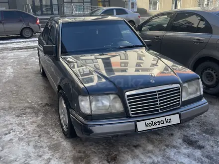 Mercedes-Benz E 280 1994 года за 2 250 000 тг. в Астана