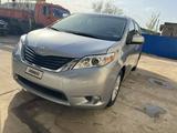 Toyota Sienna 2014 года за 13 400 000 тг. в Уральск – фото 3