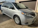 Toyota Sienna 2014 года за 13 400 000 тг. в Уральск – фото 2