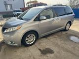 Toyota Sienna 2014 года за 10 000 000 тг. в Уральск – фото 4