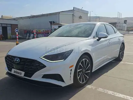 Hyundai Sonata 2020 года за 9 800 000 тг. в Алматы – фото 2