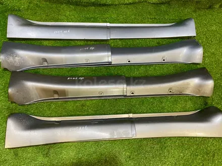 Накладки порогов на tribute за 35 000 тг. в Караганда – фото 2