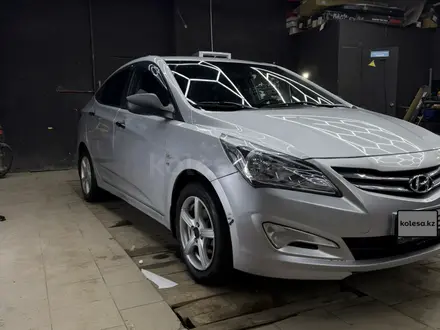 Hyundai Accent 2014 года за 4 300 000 тг. в Актобе – фото 3