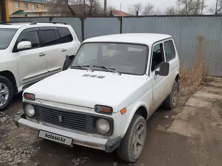 ВАЗ (Lada) Lada 2121 2002 года за 700 000 тг. в Атырау – фото 2